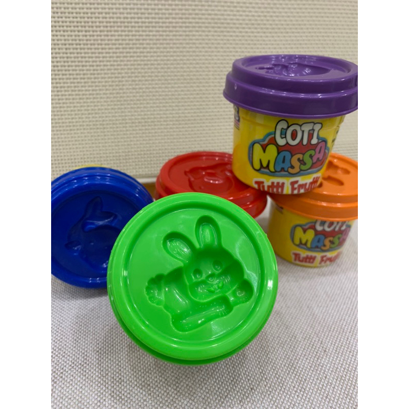 kit Massinha Kit Festa com 5 Potes de massinha Cotiplas Cheiro - Tutti Frutti Coti Massa