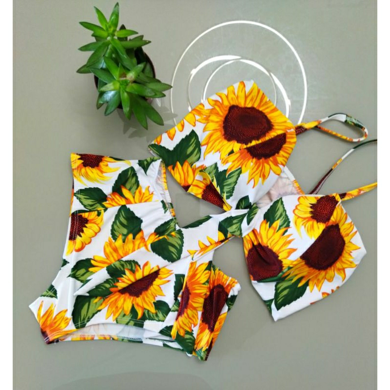 MEGA OFERTA Suquini Hot Pants Cintura Alta