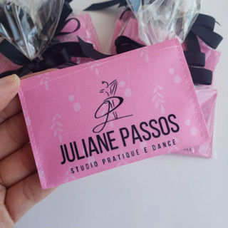 Porta cartões personalizados com logo.