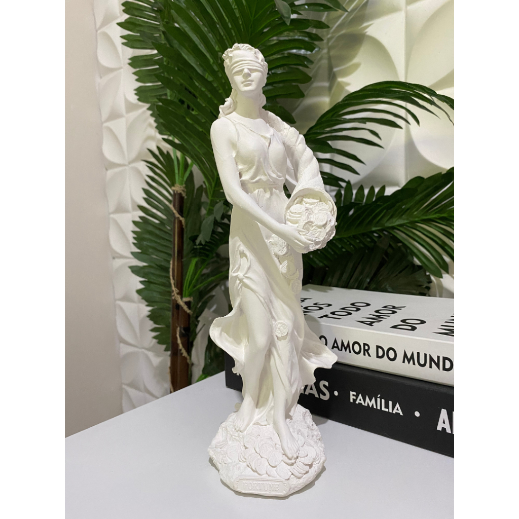 Estátua Decorativa Deusa Da Fortuna Escultura Em Gesso Cru