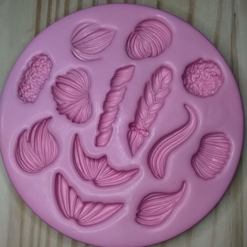 Molde de silicone para aplique de biscuit muito cabelinhos em Oferta na Shopee
