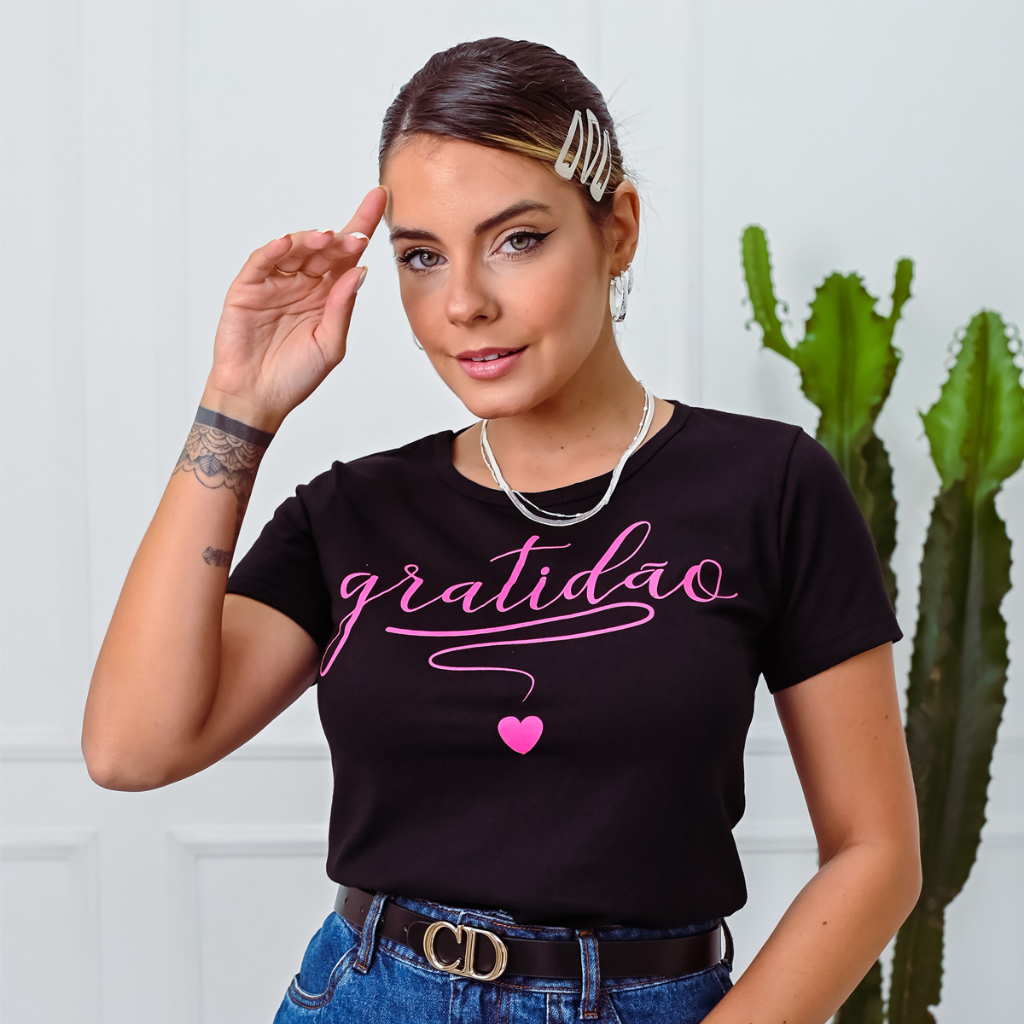 Blusas Femininas T-Shirt Escolha Cor e Tamanho