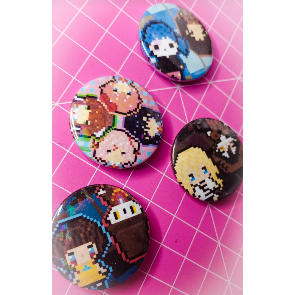 Broches/Bottons Holográficos 3,8CM FANMADE - Terror Indie ( Sally Face, Fran Bow, Angels of Death, DDLC )