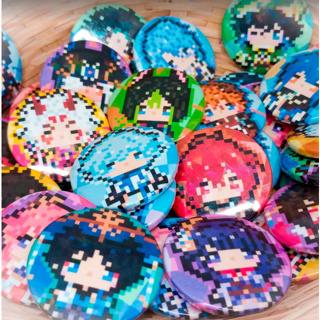 Broches / Bottons Holográficos 3,8CM FANMADE - Genshin Impact Personagens Variados em Oferta na Shopee