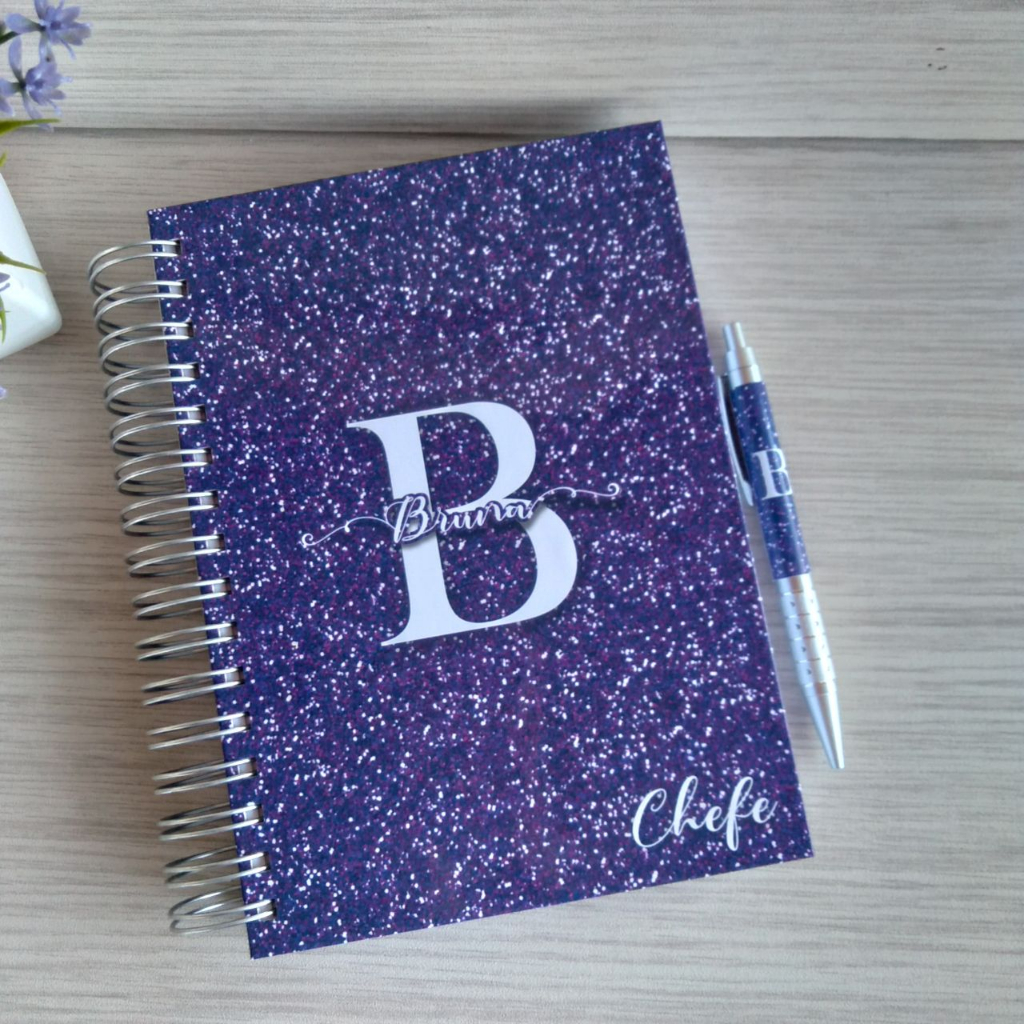 Combo Agenda 2025 com caneta Alfabeto Glitter roxo