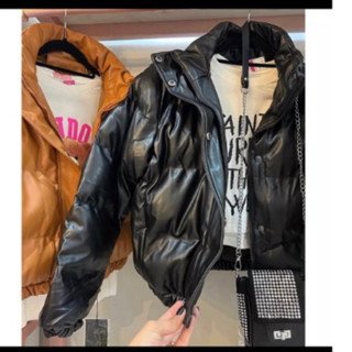 Jaqueta Puffer Feminina de Couro FORRADA COM CAPUZ