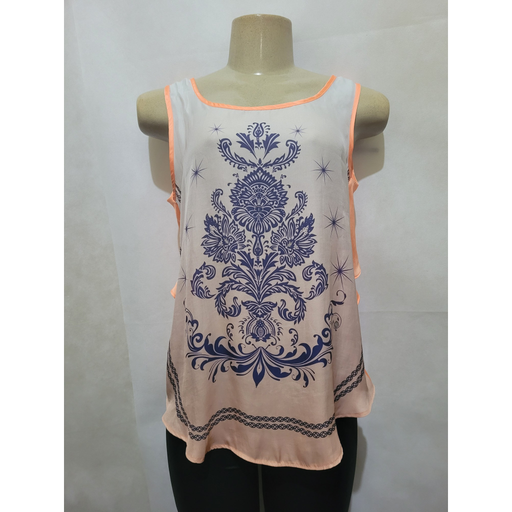 Blusa laranja branca estampada tam M usado bom estado