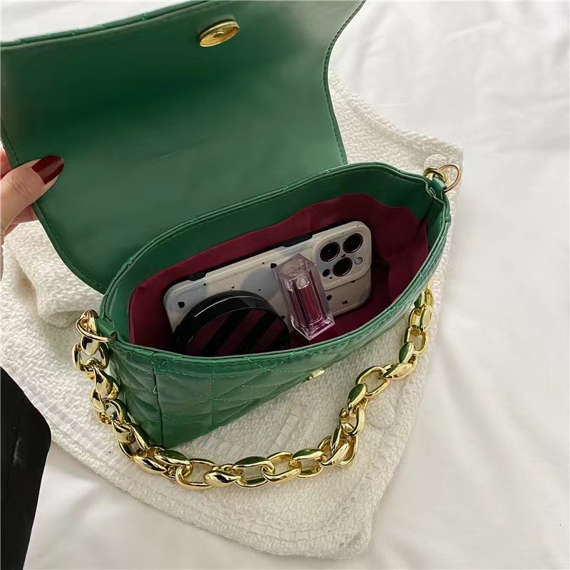 Detalhes do Bolsa De Ombro Feminina Com Corrente De Couro PU Flexível De Alta Qualidade