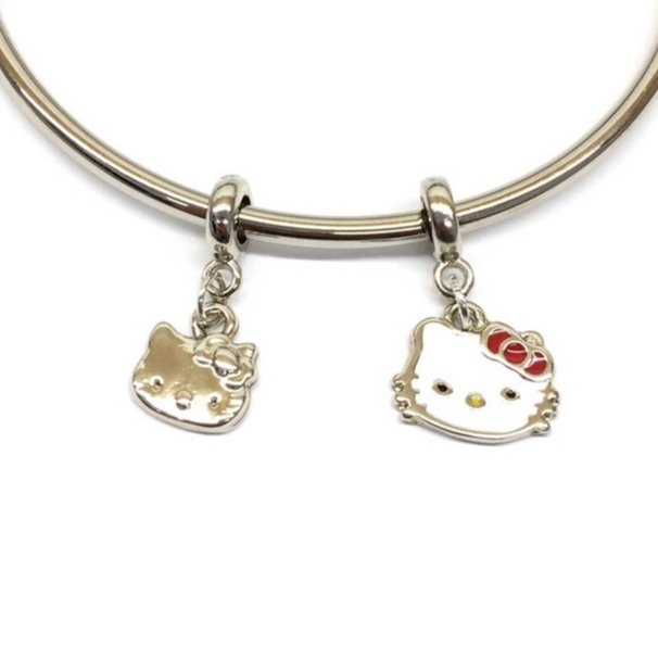 Berloque Hello kitty/ pandora vivara life