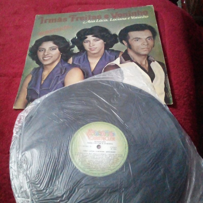 Disco vinil Irmãs Freitas e Voninho Borboleta