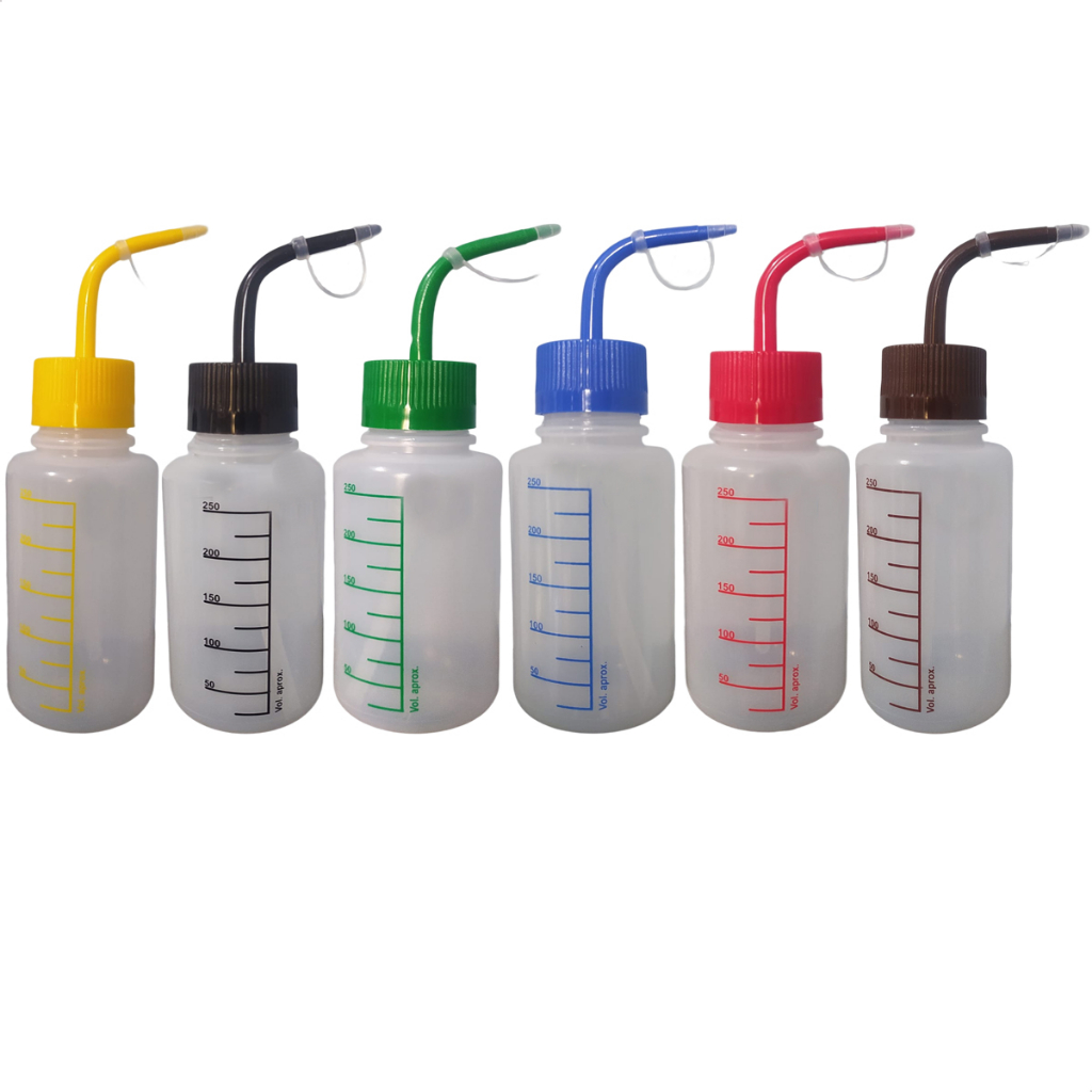 Pisseta Plástica Garrafa Almotolia Frasco com Graduação 125ml, 250ml, 500ml,  1000ml unidade Bico Curvo Verde/Azul/Vermelho/Amarelo/Marrom/Preto