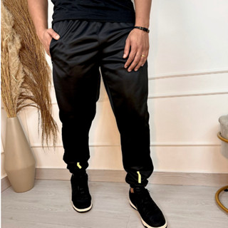 Calça Refletiva de Agasalho Esportiva Academia e Corrida com Punho Skinny Casual