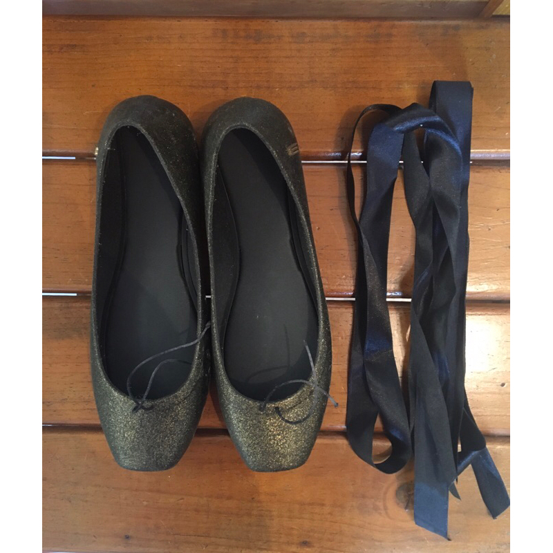 DESAPEGO - Melissa Ballet Glitter preta, tamanho 37