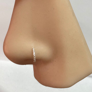 Piercing nariz prata cravejado zircônia torção hélix daith trágus