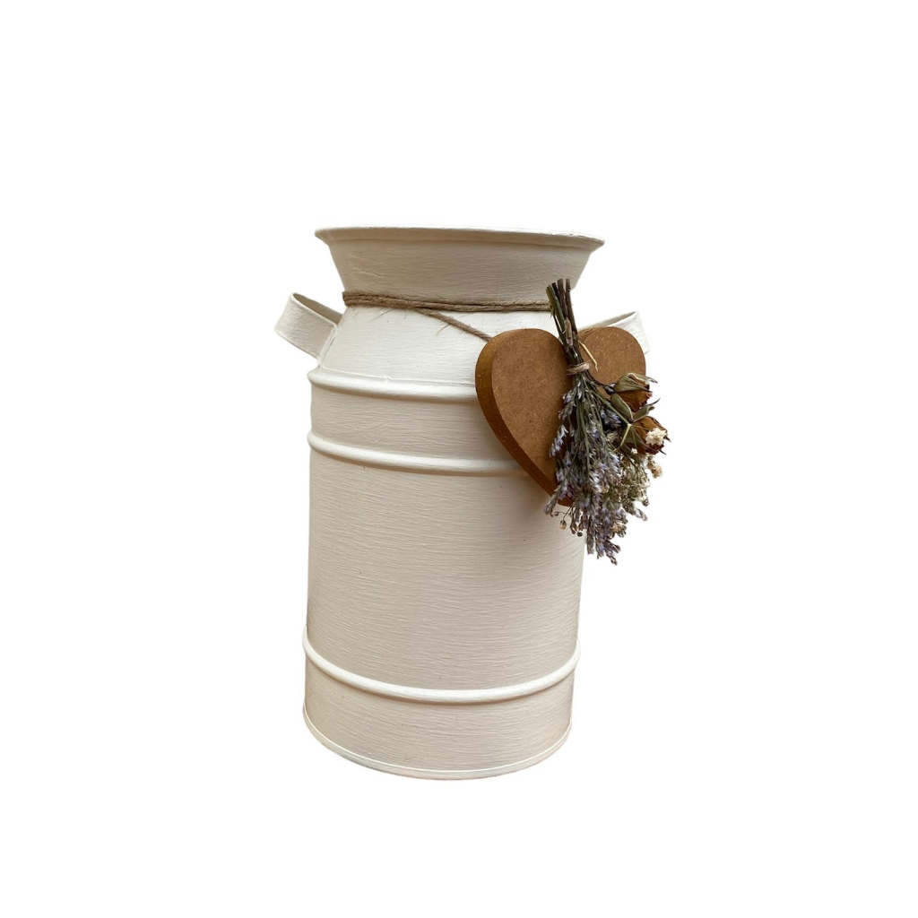 Vaso Leiteira decorativa em galvanizado com coração em MDF