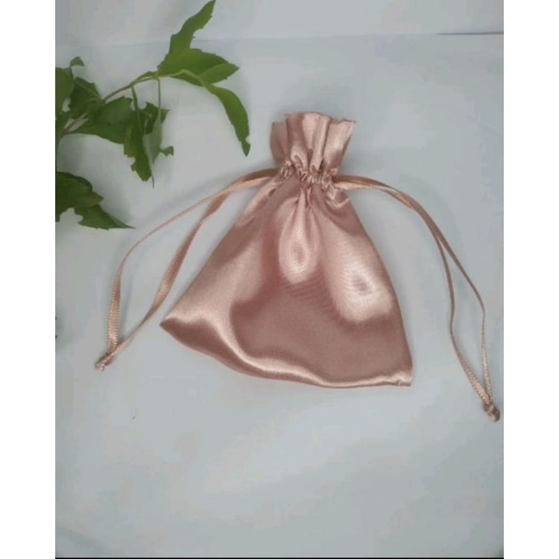 saquinho de cetim 8x10 kit com 30unidades rose em Oferta na Shopee