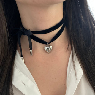 Choker Veludo Coração Prata