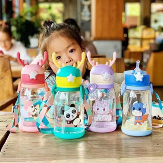 Garrafa Copo de Água Suco Alce Portátil Infantil Com Alça e Desenho Multicolorido