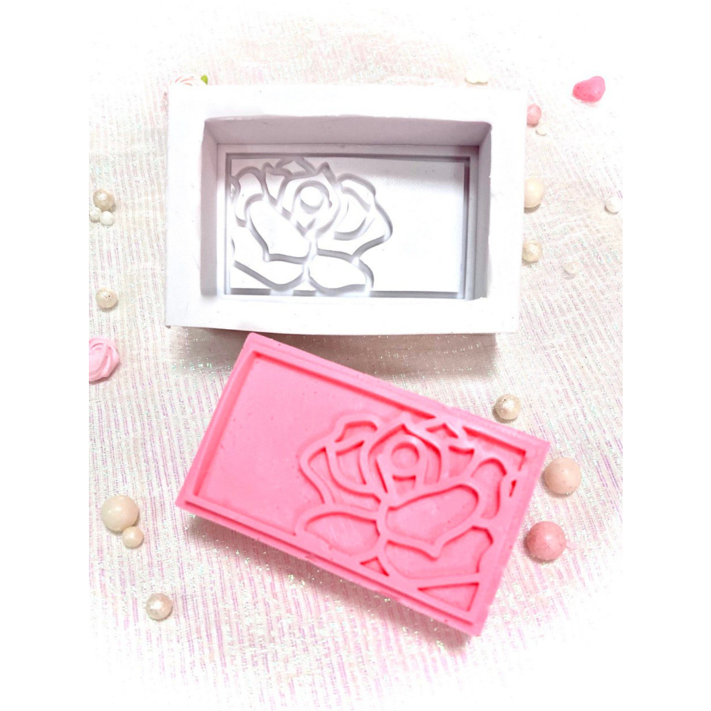 SB8 MOLDE DE SILICONE SABONETE VELA ROSA RETÂNGULO