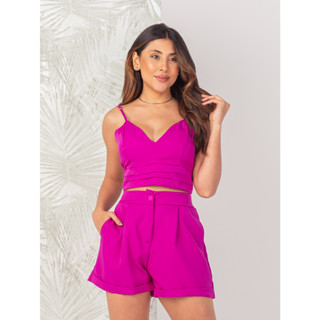 CONJUNTO DE DUAS PECA MODA FEMININAS ALFAIATARIA TOP BABADO COM SHORT COM LATEX ATRAS