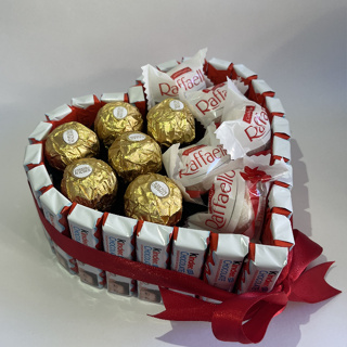 Box Coração - Presente, Chocolate, Namorada, Aniversário, em Oferta na Shopee