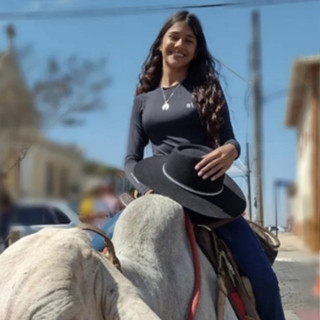 Blusa feminina com proteção solar Preta Pé na Roça