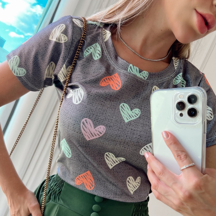 Tshirt Básica Blusa Feminina Camiseta Gola O Malha Suplex Estampada Corações Mescla em Oferta na Shopee