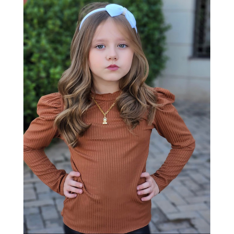 Blusa infantil manga princesa e gola mais alta