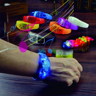 15 Unidades Pulseiras Led Ativa com Batida da Musica - AJUSTAVEL em Oferta na Shopee