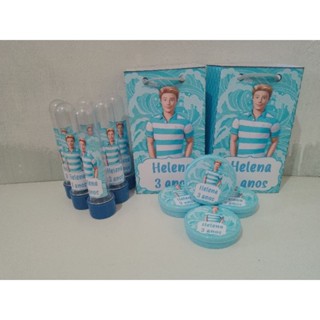 KIT LEMBRANCINHAS PERSONALIZADAS KEN (LATINHAS REDONDAS, SACOLINHAS E TUBETE)