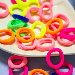 Kit 300 Elásticos de Cabelo Xuxinha Rabicó Pequena Feminino