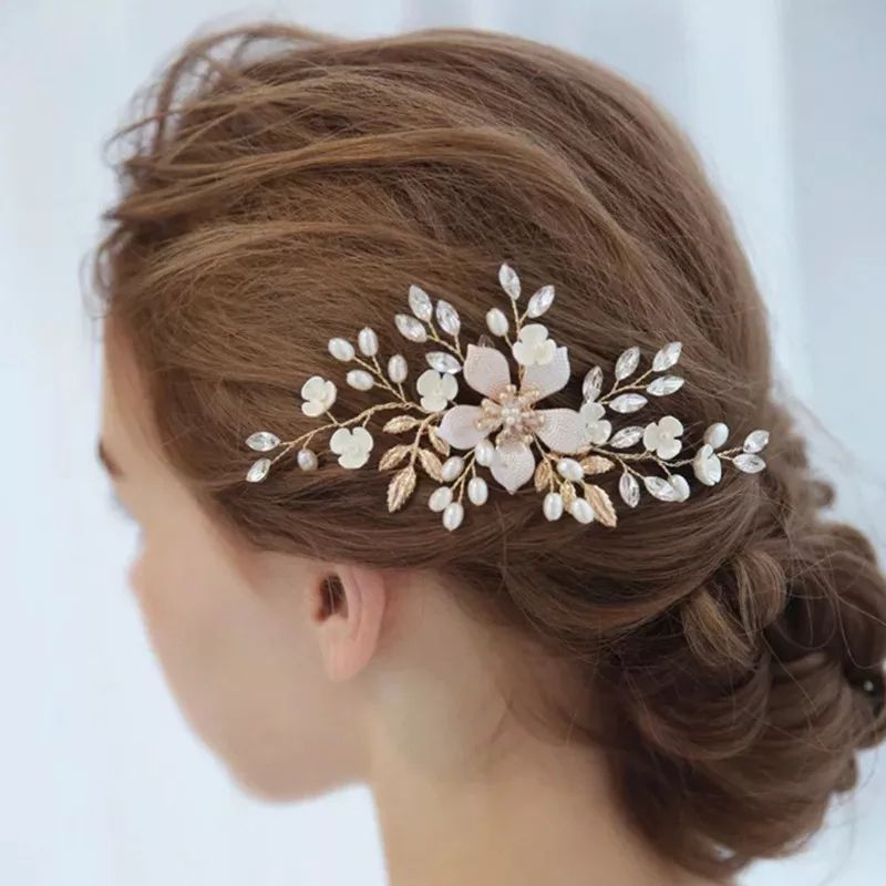 Arranjo de Cabelo Para Noivas Madrinhas Damas Casamento