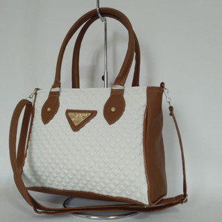 Bolsa Feminina Média De Braço Transversal Tecido Sintético Forrada BS05