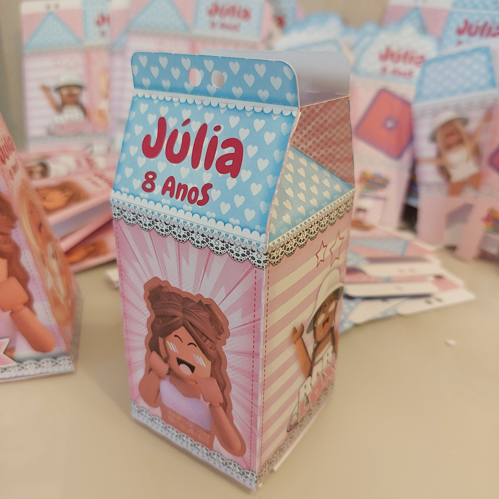 10 caixinhas Tema "Roblox Game 3D Menina" Personalizadas para a sua festa com o nome do Aniversariante. Envie Nome e Idade após a compra - São 10x Milk