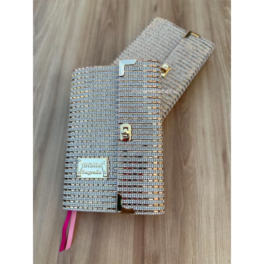 Bíblia com Strass: Onde Comprar | BuscaProdutos
