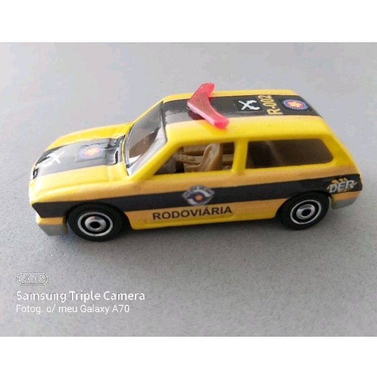 VIATURA PMSP RODOVIÁRIA ESTADUAL TOR HOT WHEELS VW BRASILIA CUSTOM ESCALA 1.64 TAMANHO 7CM