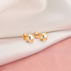 Brinco Feminino Dourado Banhado a Ouro 18k com Pérola Delicado Semijoia
