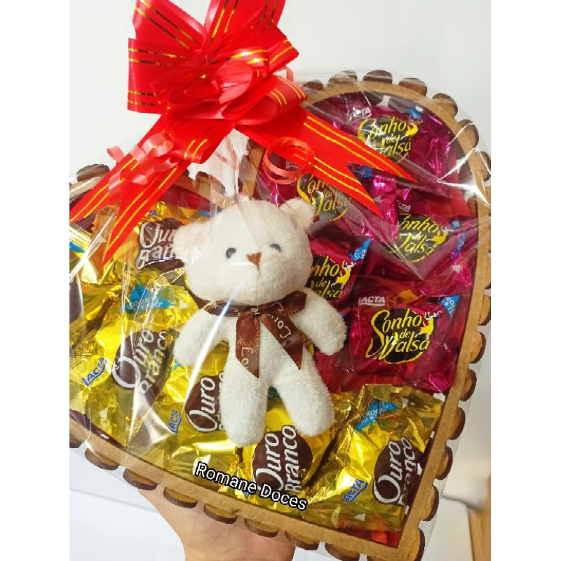 Cesta Coração de Bombons para presente de aniversário, presente para mãe, presente para namorada em Oferta na Shopee