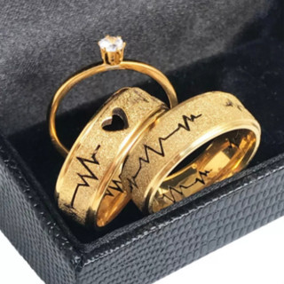 Aliança de Casamento Moeda Antiga Banhada a Ouro 18k Coração Vazado Batimentos Cardíacos Dourada