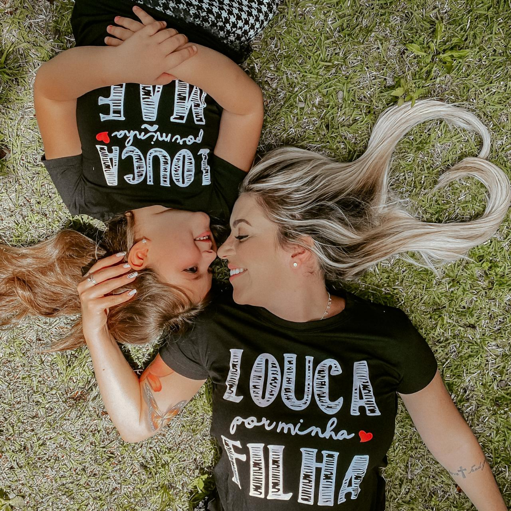 Kit Camiseta Feminina Personalizada Estampa Louca Por Minha Filha Tal Mãe Tal Filha.