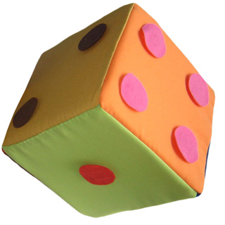 Dado Cubo de Espuma Revestida em Tecido Medindo 20 Cm X 20 Cm Unitario em Oferta na Shopee