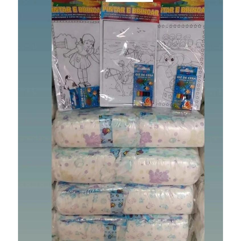 4 Pacotões Fraldas Infantil (Qualquer Tamanho) + Kit Desenhos e Giz de cera em Oferta na Shopee