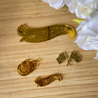 Aplique espelhado 4cm Hot Wheels em Oferta na Shopee