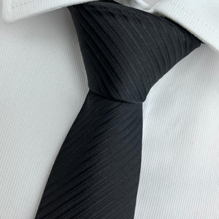 Gravata Preta Slim Masculina Social Com Textura Em Riscos Para Padrinhos de Casamento Noivos Congressos Debutantes e Eventos em Geral