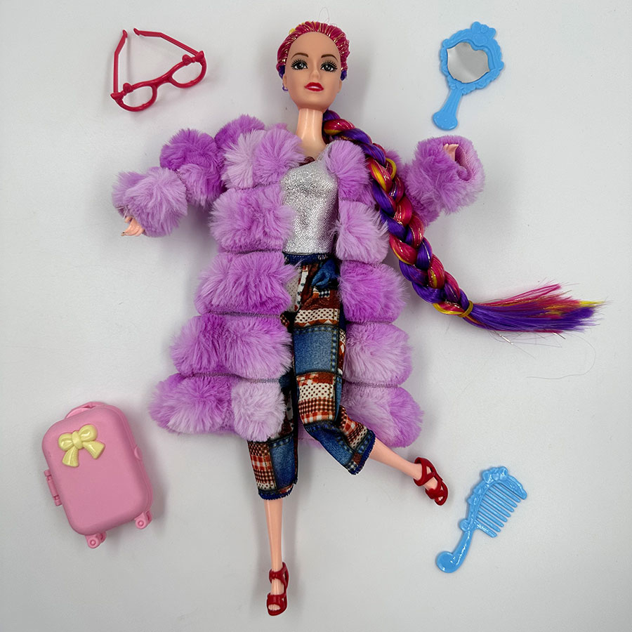 Brinquedo Boneca Infantil Estilosa Casaco de Pelo e Acessórios