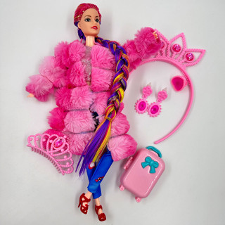 Brinquedo Boneca Infantil Estilosa casaco de pelo e Acessórios