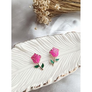 Brinco de Rosa Esmaltado, Linda peça para utilizar durante seu dia a dia ou montar aquele look Maravilhoso, peça linda.