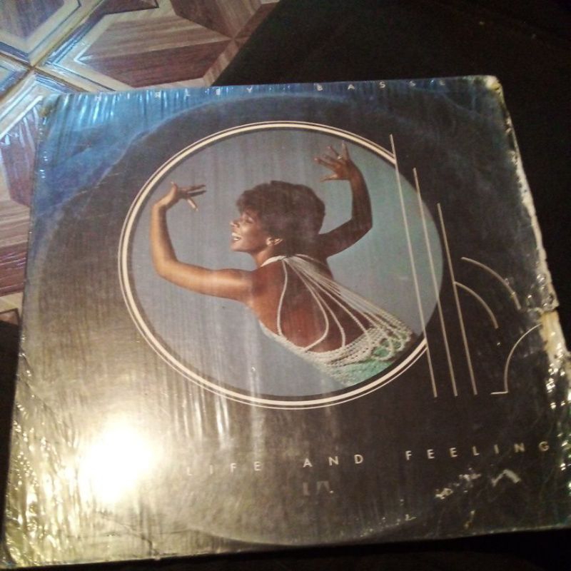 Disco Vinil Shirley Bassey Love  Life And Feelings