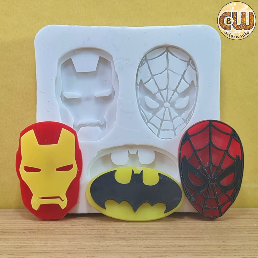 Molde Silicone Homem Aranha / Homem de Ferro / Batman / Super Heróis Confeitaria e Artesanato - Festa