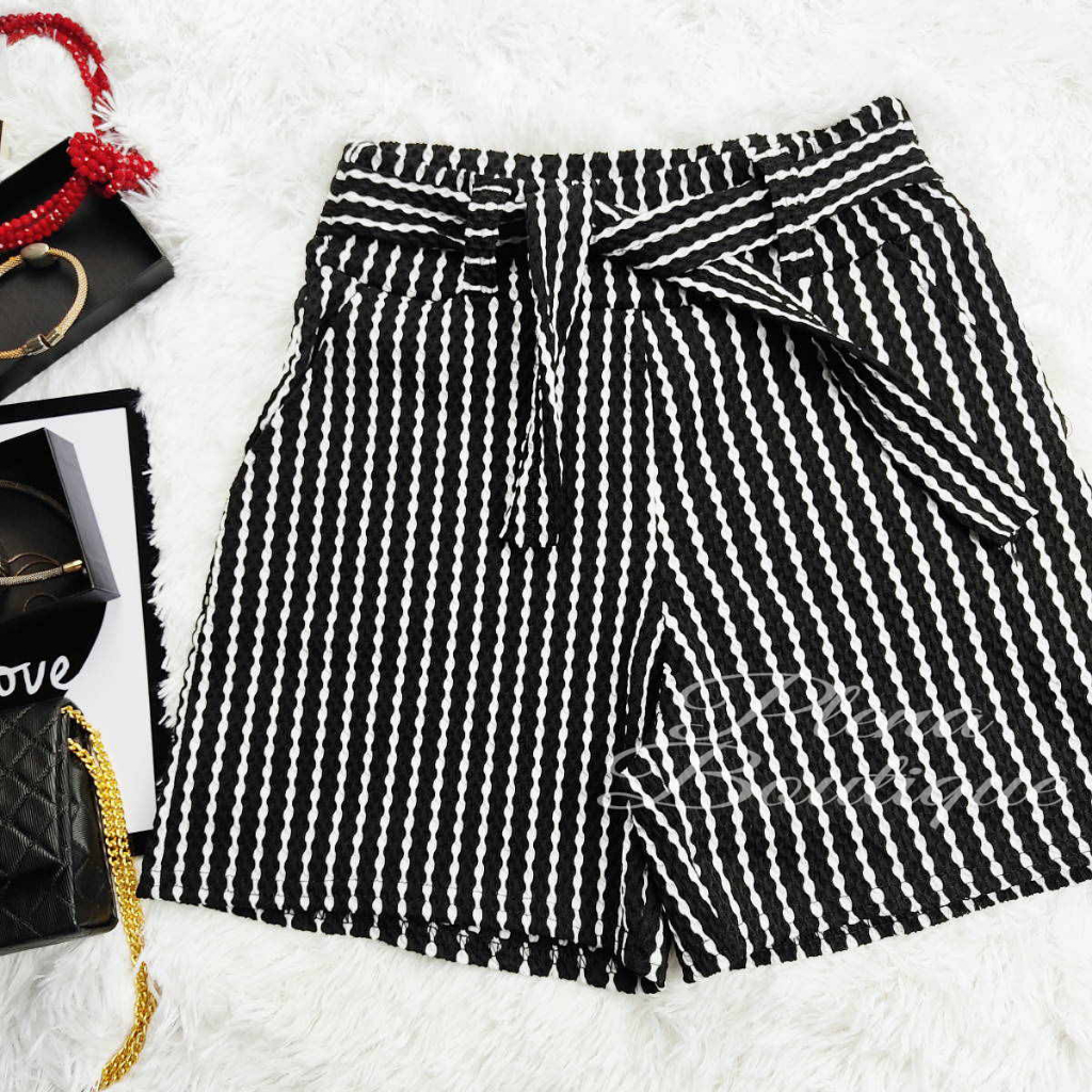 Shorts Colmeia Listrado Liso Feminino Com Cinto